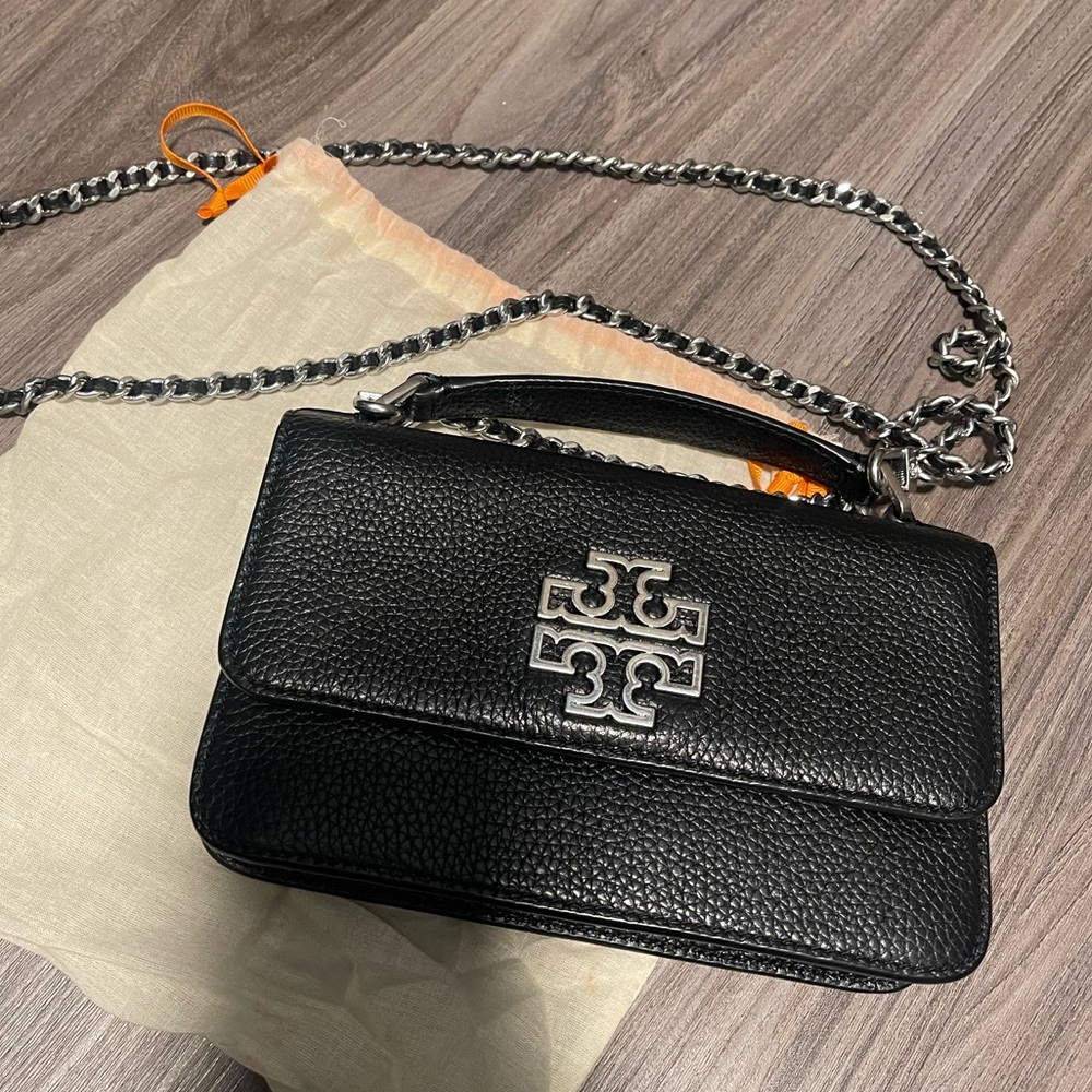 Tory Burch Black Leather Bag with Silver Chain